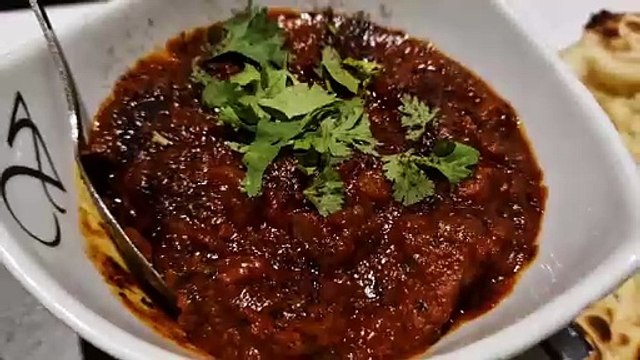 Voujon Leeds: Inside Indian restaurant and takeaway in Headingley