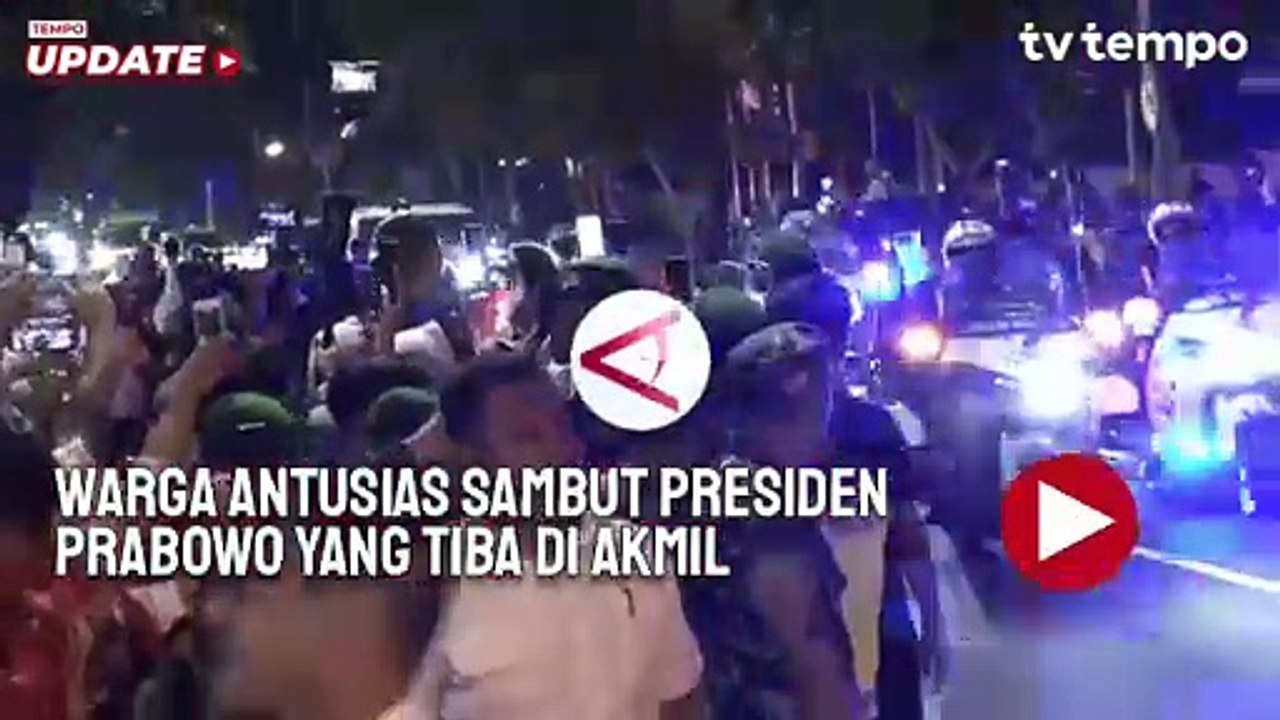 Ratusan Warga Antusias Menyambut Presiden Prabowo di Akmil Magelang