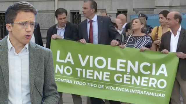 La pancarta de VOX por la que Errejón escribió en Twitter: Estos son los cavernícolas de pacotilla en los que se apoya el gobierno de PP y Ciudadanos
