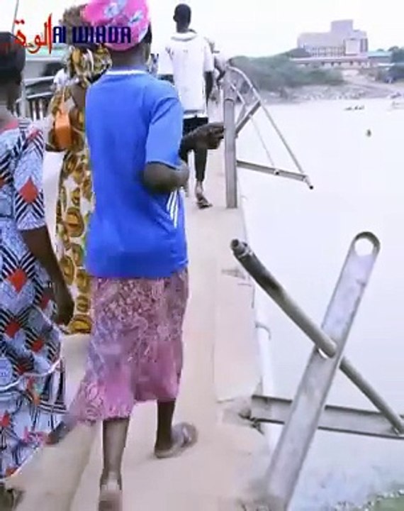 N'Djamena : Le petit pont de Chagoua est devenu très dangereux en raison des garde-fous cassés