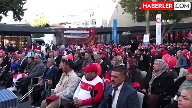 Gaziantep'te down sendromlu bireyler TUSAŞ şehitlerini andı, duygu dolu anlar yaşandı
