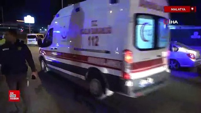 Malatya'da üç aracın karıştığı kazada ortalık savaş alanına döndü