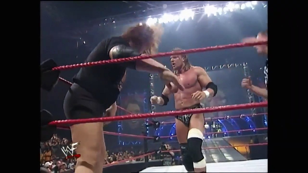 Big Show Vs. Triple H (WWF Championship)