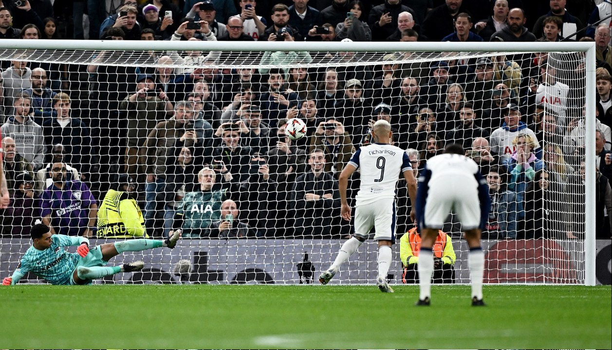 Tottenham Hotspur  1-0 AZ Alkmaar - Highlights