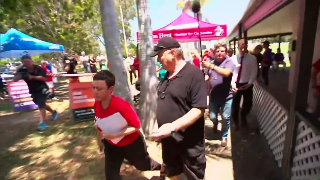 Queensland election campaign blitz continues as polling day nears, LNP costings revealed