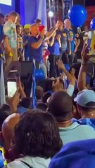 Comício de Flávio Matos tem oração e ataques a Luiz Caetano