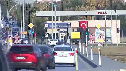 Saldırıya uğrayan TUSAŞ'ın nizamiye kapısına Türk bayrağı asıldı