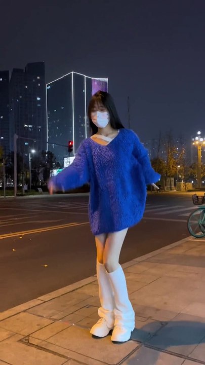 斩男就算了，还斩女，你说气人不#花落过花开 #浅跳一下 丝滑小连招