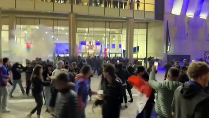 Lyon maçı sonrası Beşiktaşlı taraftarlara saldırıya 8 gözaltı!