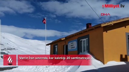 Tek katlı okul binası gömüldü! Kentte karla mücadele ekim ayında başladı