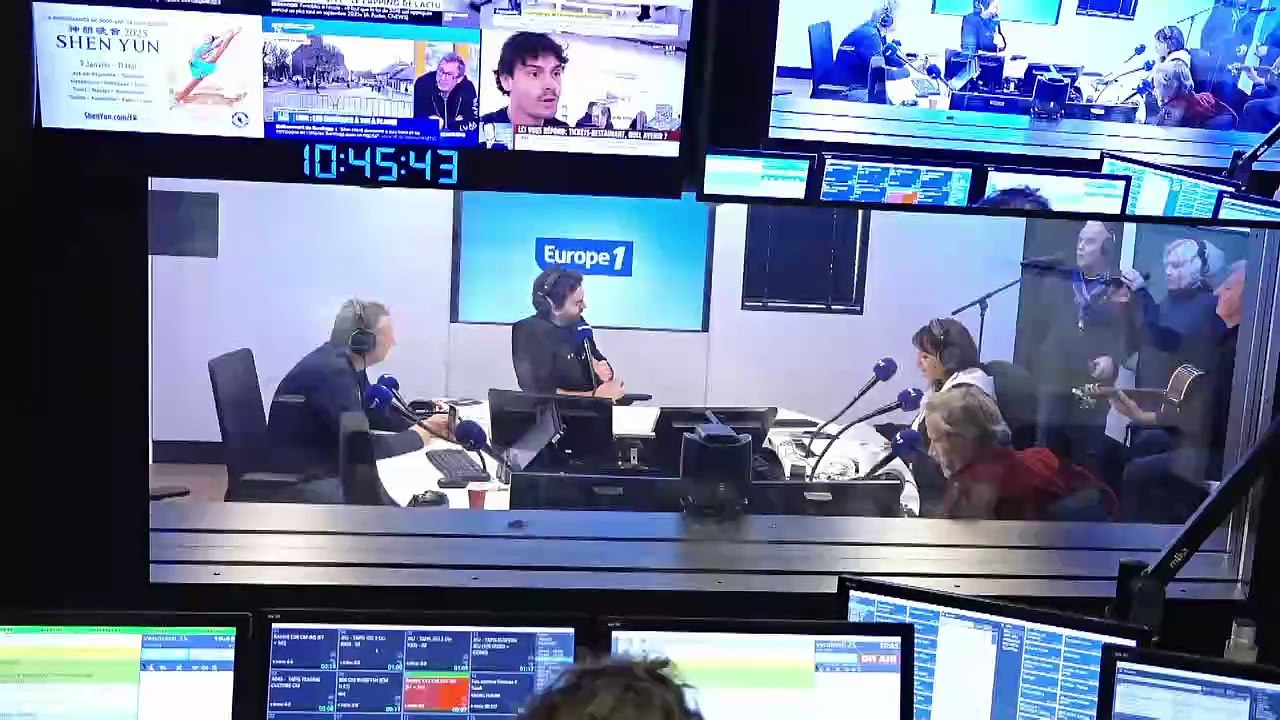 «La rue du temps qui passe» et «Un sourire» : Michel Fugain en live dans Culture médias