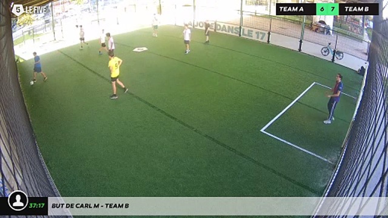 But de Carl M - Team B