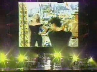 Grease - Bee Gees (Live FOX Fam Concert SP)