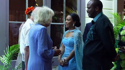 King hosts dinner for Commonwealth leaders