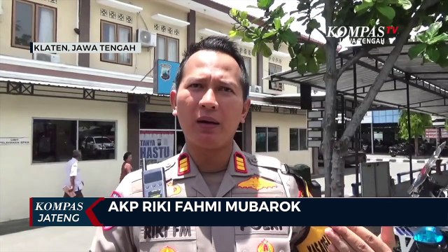 Pemotor Terekam Kamera Melaju di Jalan Tol