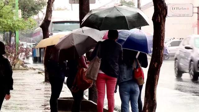 tn7-dos-ondas-tropicales-intensificaran-lluvias-en-el-pais-251024