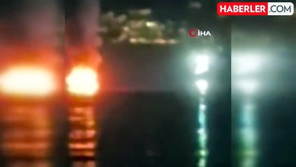 Bodrum'da Lastik Bot Patladı, Kaptan Denize Atladi