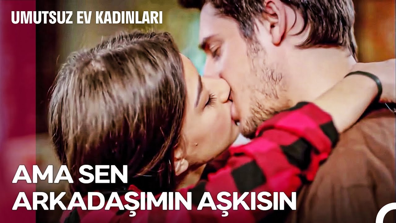 İrem, Gamze'nin Sevgilisini Çaldı! - Umutsuz Ev Kadınları