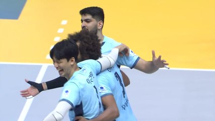 우리카드, KB손해보험 꺾고 첫 승 / YTN