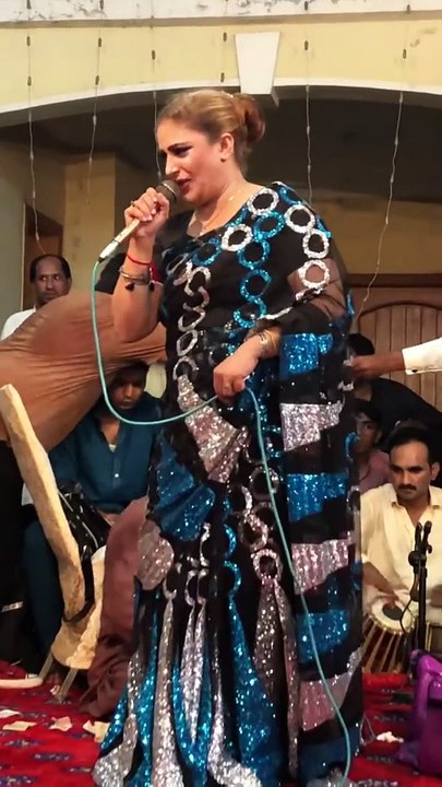 Akhan fer wi na rajiyan by (Naseebo lal)