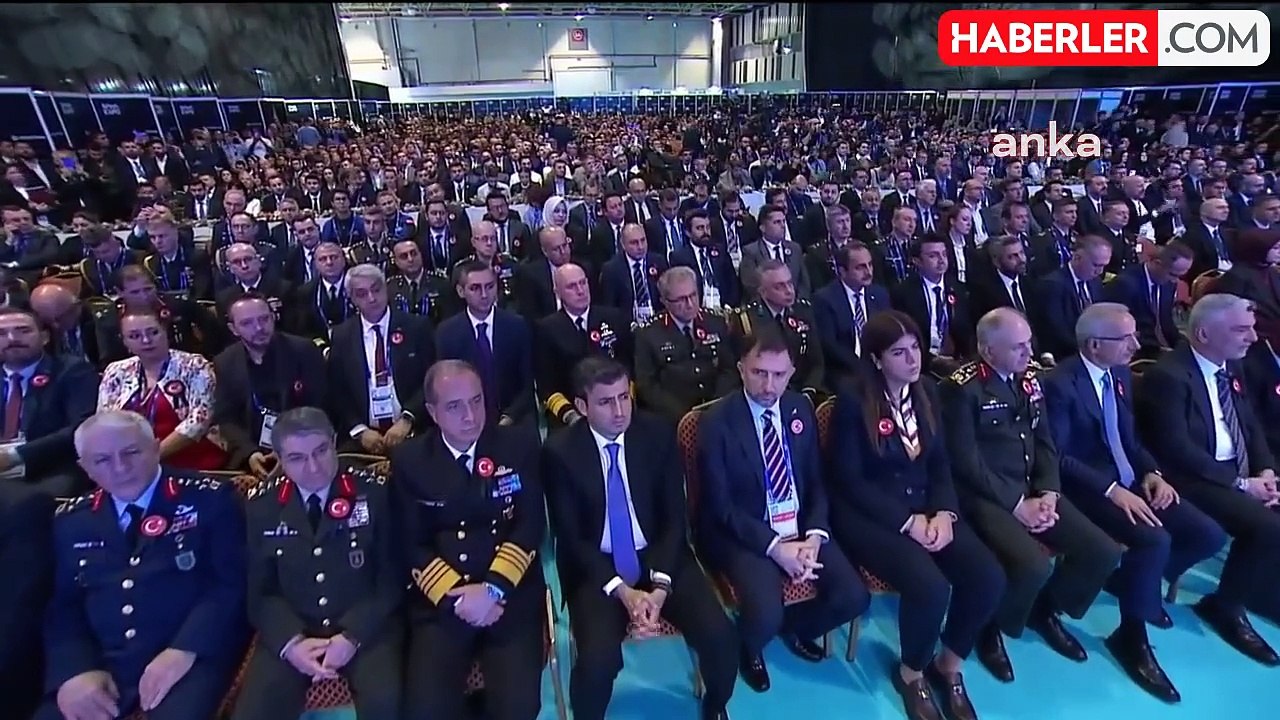 Tusaş'a  Terör Saldırısı... Cumhurbaşkanı Erdoğan'dan Medya Kuruluşlarına Tepki: "Son Dönemde Medyamız Bu Tür Hadiselerde Çok Kötü Bir Sınav Veriyor"