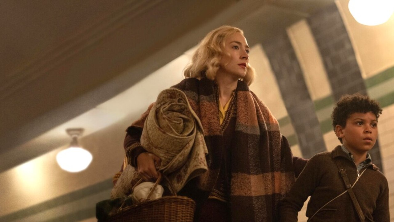 In dem Weltkriegsfilm Blitz sucht ein kleiner Junge seine Mutter und reist dafür quer durch London