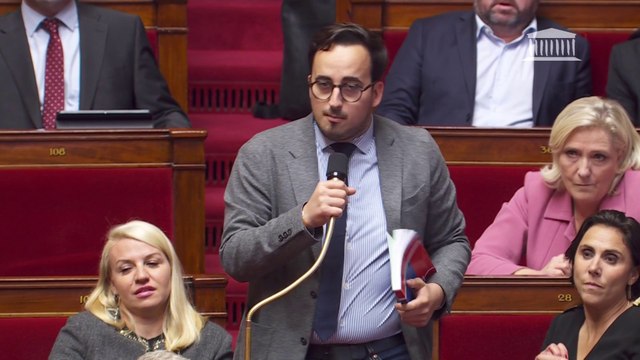 Budget 2025: le député RN des Alpes-Maritimes, Bryan Masson reproche à Sandrine Rousseau, députée Les Écologistes de Paris d'avoir fait un bras d'honneur à la représentation nationale