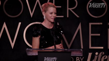 Video herunterladen: MAIN SHOW_Elizabeth Banks FULL