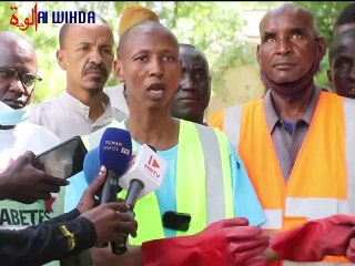 #Tchad : Les jeunes du quartier Klemat (carrés 3, 4 et 5) ont nettoyé tôt ce mardi 2 juillet 2024 un caniveau secondaire crucial pour le drainage des eaux de pluie vers le grand canal. Selon eux, ils ont entrepris cette action en raison de l’impossibilité