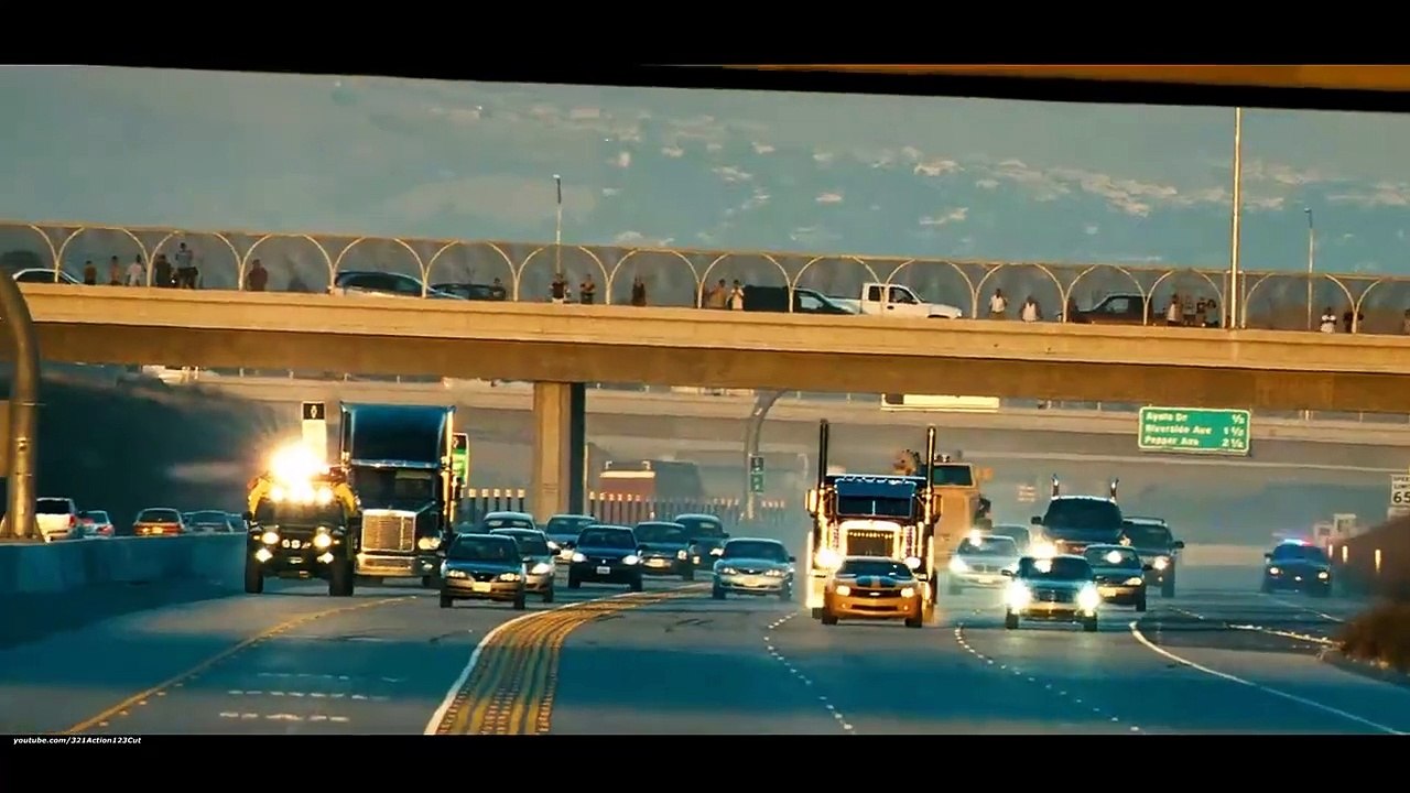 Optimus Prime vs. BoneCrusher - Transformers-(2007) Movie Clip Blu-ray HD Sheitla