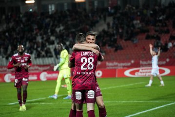 Ligue 2 : Annecy prolonge sa belle série à domicile contre Laval