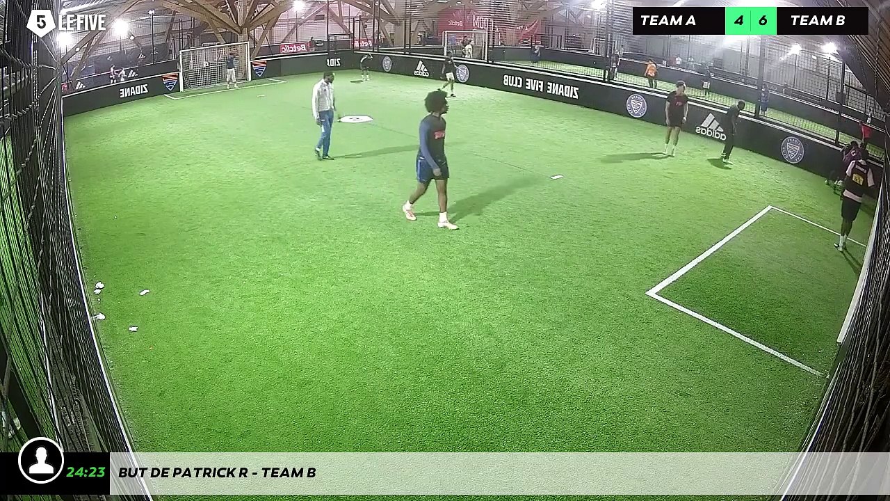 But de Patrick R - Team B