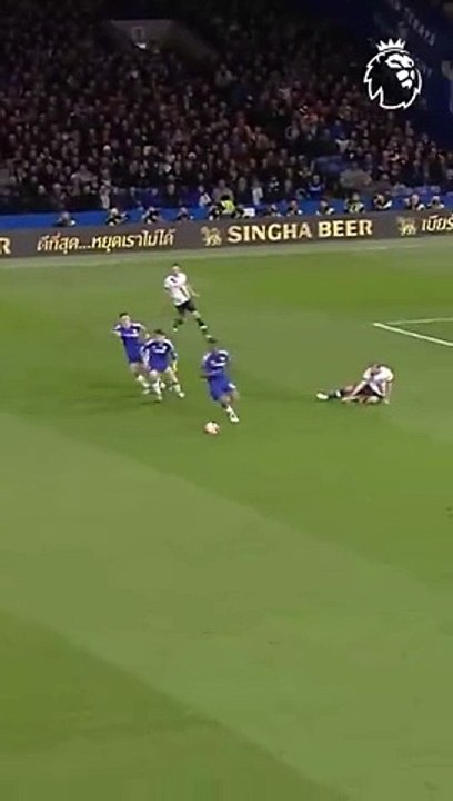 The moment Hazard made Leicester champions!