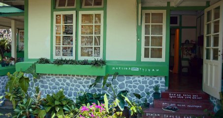 Hidup Ini Terlalu Banyak Kamu | movie | 2024 | Official Trailer