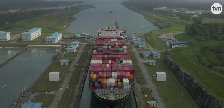 Pese a reducción de tránsito, Canal de Panamá logró ingresos por casi 5 mil millones