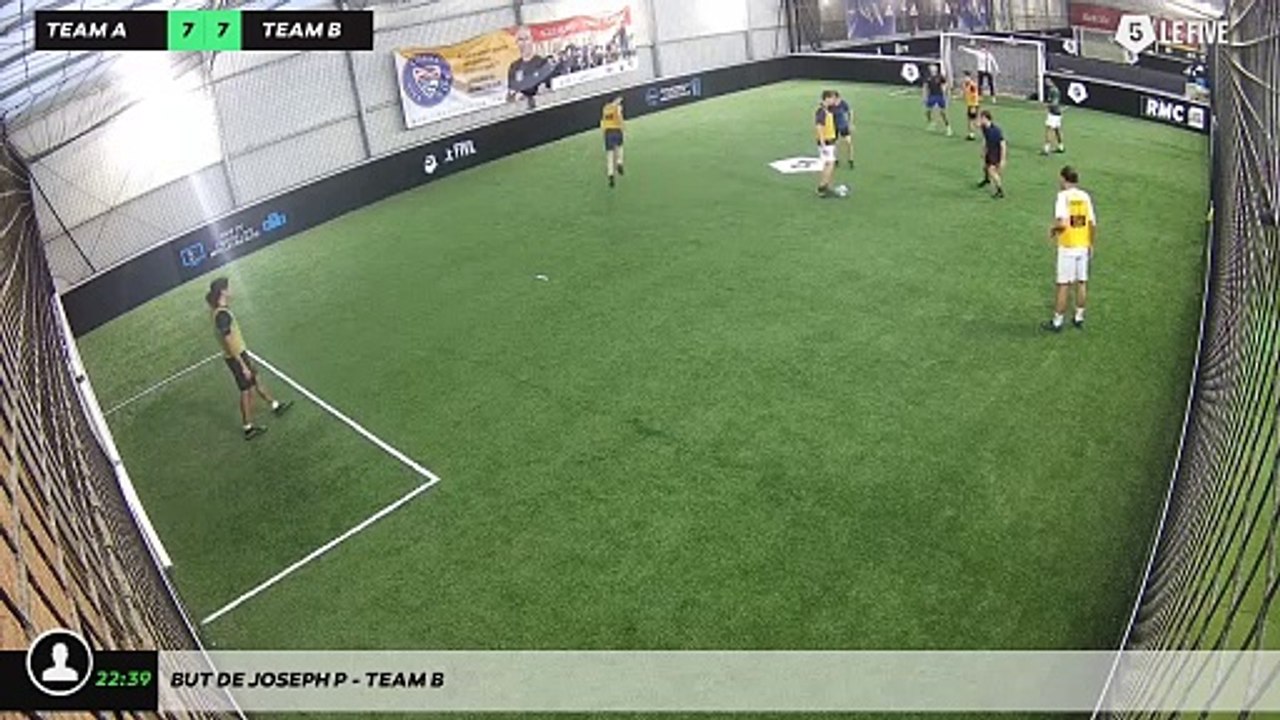 But de Joseph P - Team B