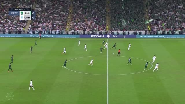 Saudi Pro League - Le nul pour Al-Ahli grâce au 1er but de Mahrez en championnat