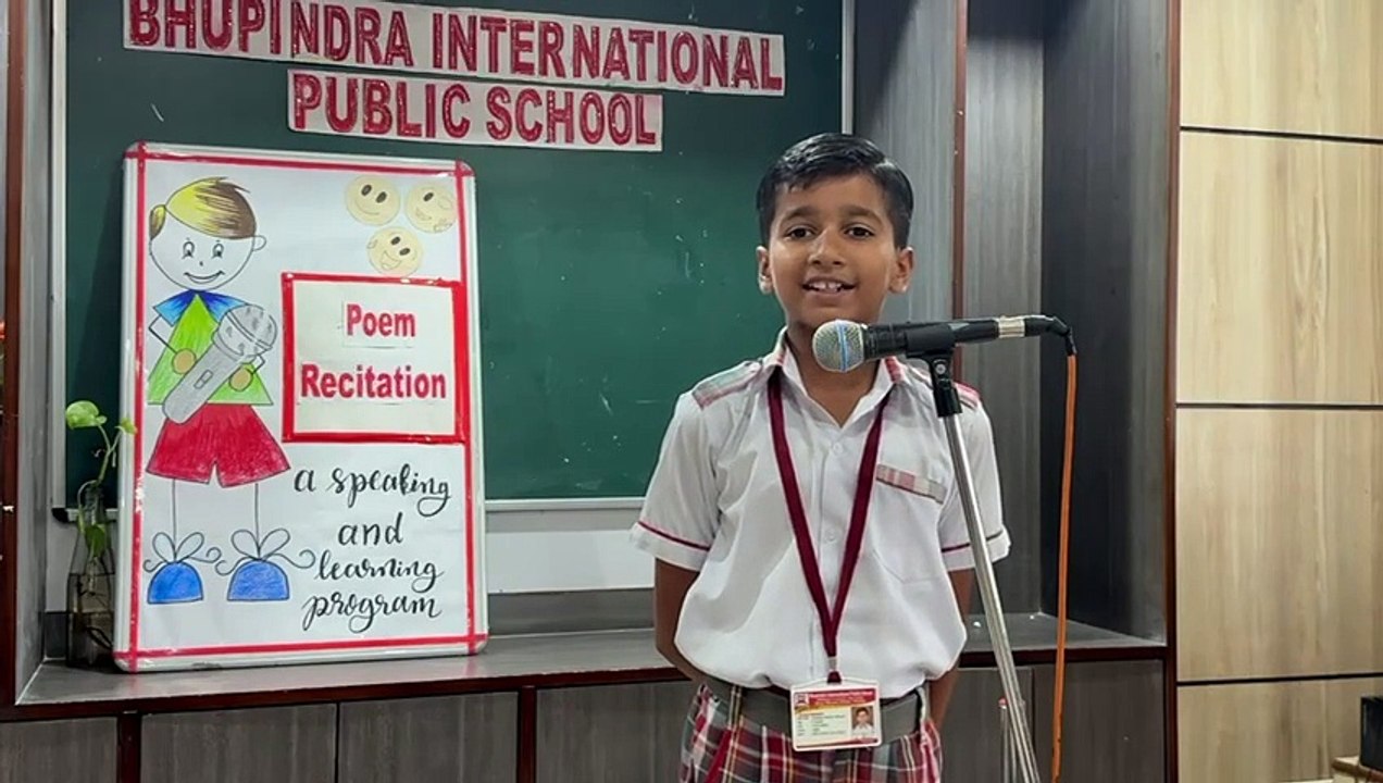 "Captivating Poem Recitations: Experience the Beauty of Verse"