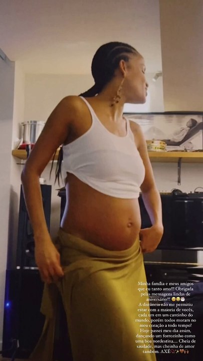Narah Baptista, Instagram