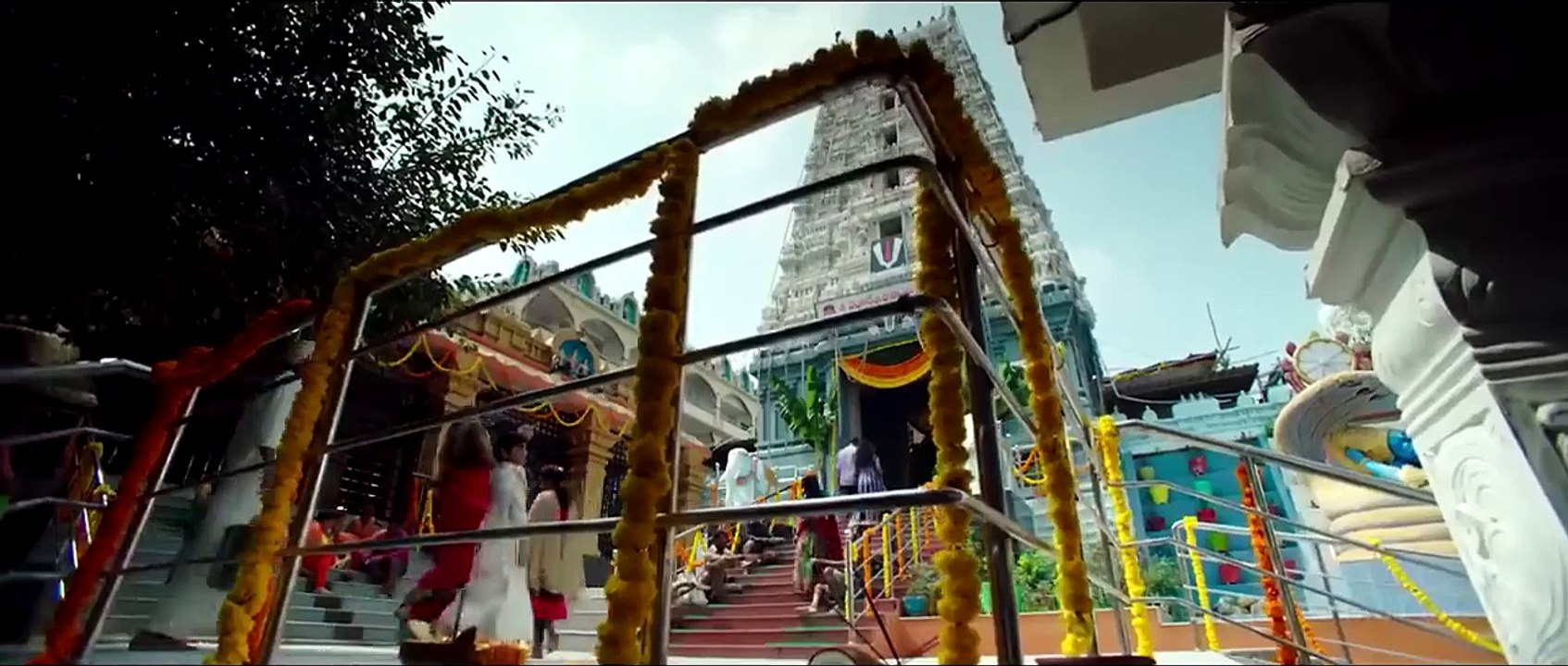 MONSTER - Hindi Trailer - Rocking Star Yash - Nayanthara - Boby Deol, Lokesh Kanagaraj In Cinemas 25