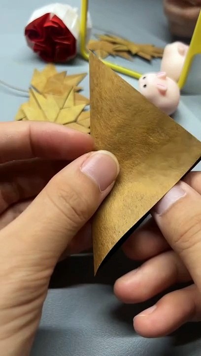 Origami Maple Leaf