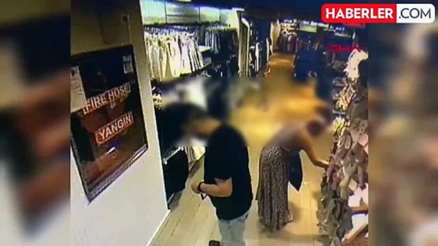 Bakırköy'de Alışveriş Merkezinde İki Kadın Taciz Edildi