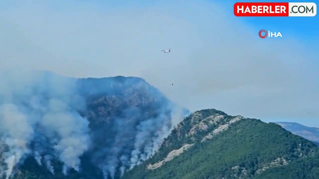 Denizli'de Orman Yangını Kontrol Altına Alınmaya Çalışılıyor