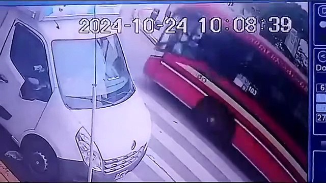Un colectivo de la línea 103 atropelló y mató a una jubilada de 78 años que cruzaba la calle