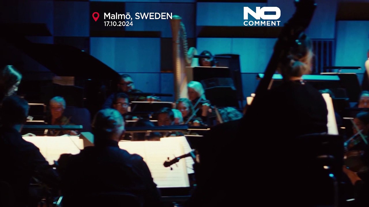 No Comment: Erstes Konzert für einen Roboter-Cellisten in Schweden