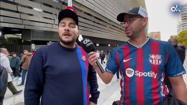 Lección de civismo de la afición del Real Madrid con los seguidores del Barça en el Bernabéu