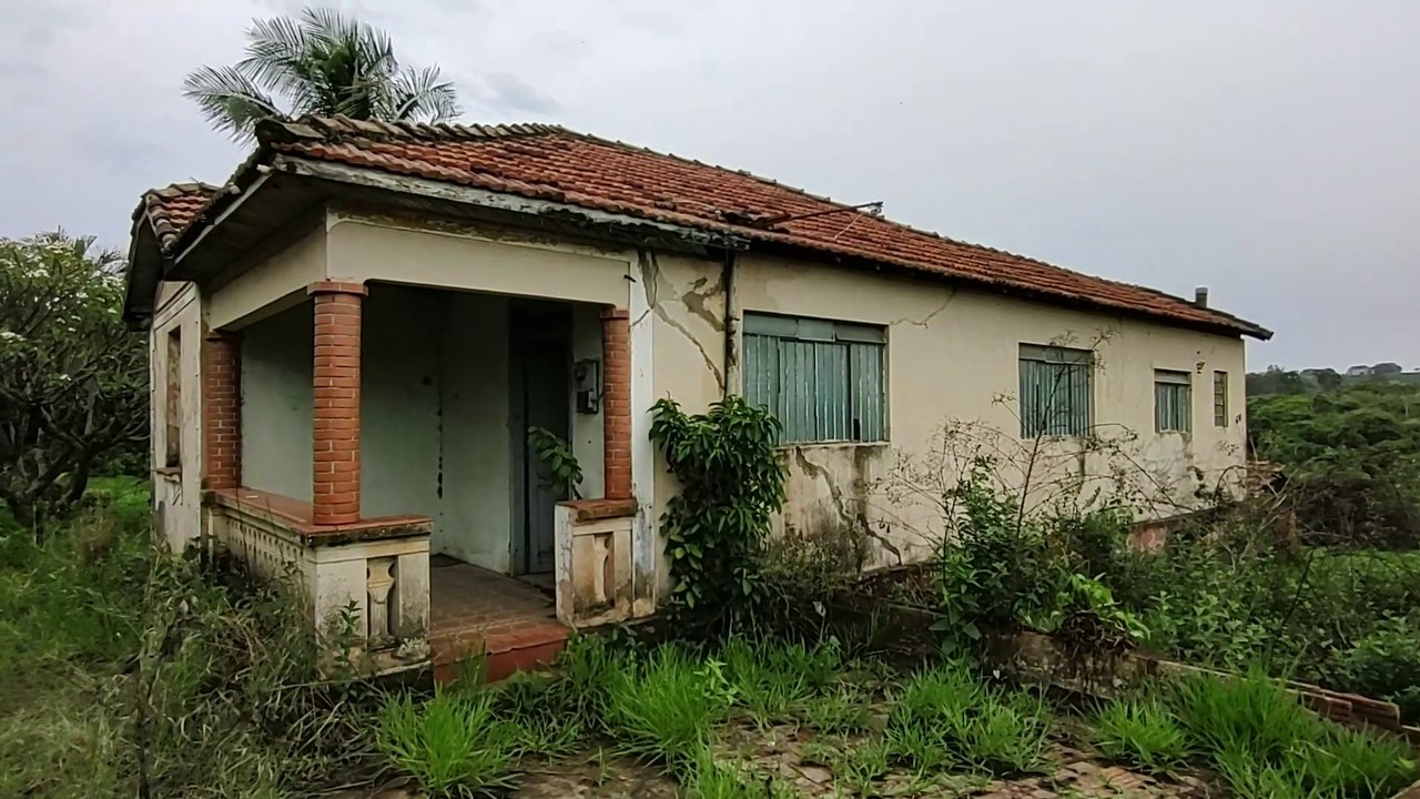 A FANTÁSTICA CASA ABANDONADA DA MISS - VENHA DESCOBRIR O PORQUÊ DESSE NOME