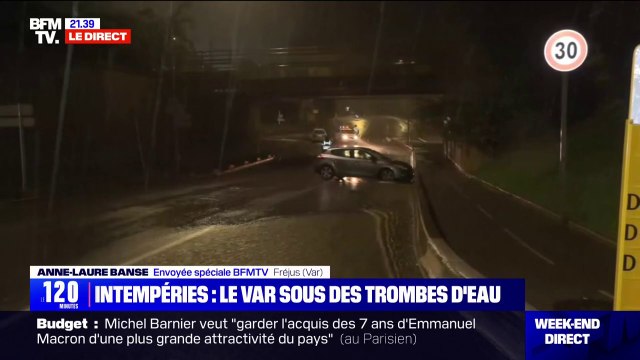 Inondations dans le Var: une voiture piégée par les eaux à Fréjus