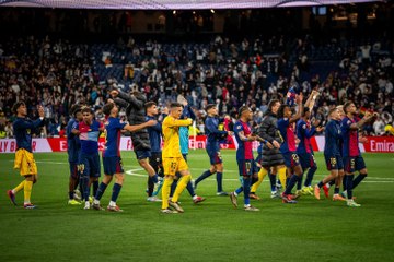 Barcelona golea al Real Madrid, 4 por 0, en el Clásico español