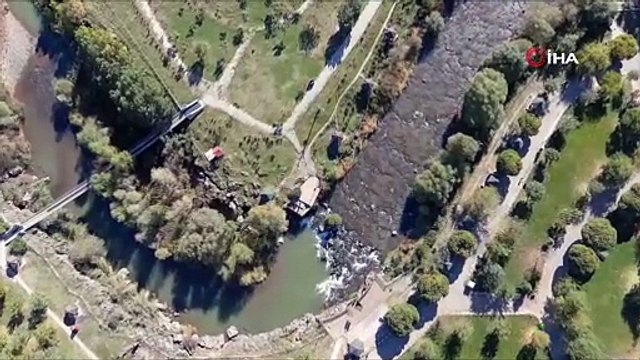 Yavru balıkların barınma alanı: Erciş Balık Bendi